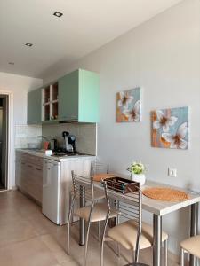 Kuchyň nebo kuchyňský kout v ubytování M&N Apartments