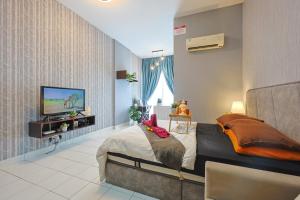 TV a/nebo společenská místnost v ubytování 5mins to Sunway Pyramid #Subang SS15 Cozy Studio Menara Rajawali