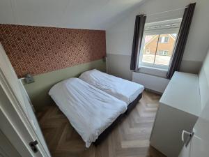 Postel nebo postele na pokoji v ubytování Große Familienvilla mit privat innen Jacuzzi & Sauna