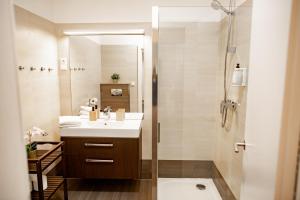 Kúpeľňa v ubytovaní Luxury Modern Designed Oldtown Apartment
