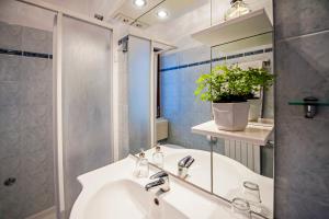 Phòng tắm tại Apartments Severina