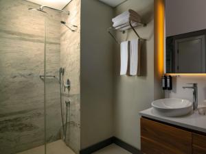 Koupelna v ubytování Movenpick Living Istanbul West