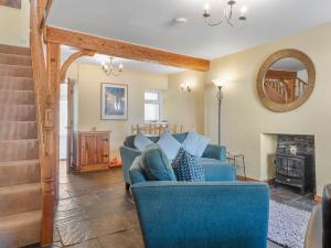 A seating area at Pass the Keys Beautiful 3 Bed Cottage in the Heart of Flookburgh