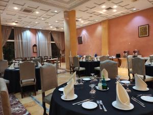 مطعم أو مكان آخر لتناول الطعام في Hotel Idou Tiznit