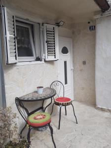 Patio alebo iná vonkajšia časť ubytovania House - Apartment Dama
