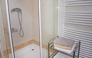 Et badeværelse på Pelso apartman + 9 billeder