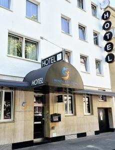 Certifikát, hodnocení, plakát nebo jiný dokument vystavený v ubytování Sonata City Hotel