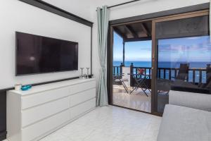 Et tv og/eller underholdning på Sunset Dream Patalavaca