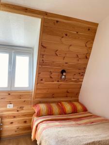 Postel nebo postele na pokoji v ubytování Holiday Home Apartman Aco