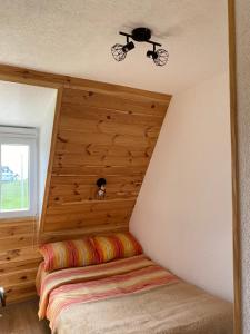 Postel nebo postele na pokoji v ubytování Holiday Home Apartman Aco