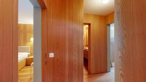 Koupelna v ubytování Abitaziun Suot Larsch 4 1 - Celerina + 44 fotografií