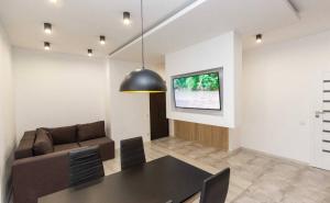 Gallery image of White Apartment Melnyka10 in Ivano-Frankivsk