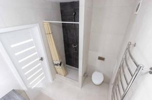Gallery image of White Apartment Melnyka10 in Ivano-Frankivsk +121 photos