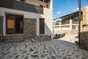 Φωτογραφία από το άλμπουμ του Family studio στη Μέστια