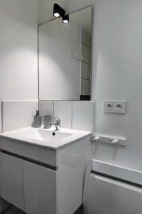 Fotografie z fotogalerie ubytování Studio Occitanie 20 m2 tout équipé avec jardin v destinaci Muret + 11 fotografií
