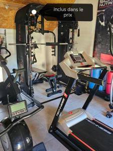 Fitness centrum a/nebo fitness zařízení v ubytování A l'Orée du Parc