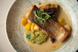 Φαγητό σε αυτό το ξενοδοχείο ή κάπου εκεί κοντά