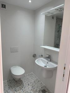 Koupelna v ubytování Hotel Selena Boutique