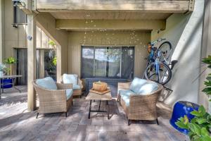 Fotografie z fotogalerie ubytování Unique Stays at Cozy Lake House near Universal v Orlandu