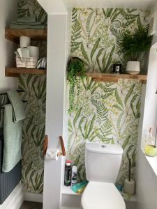 Gambar di galeri bagi Home from home di Birstall