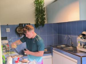 Kuchyň nebo kuchyňský kout v ubytování Guest House 88 Pandawa