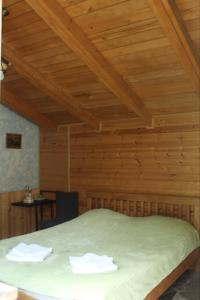 Giường trong phòng chung tại Bike hotel