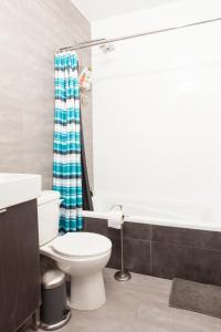 Koupelna v ubytování The Sunny Homestay + 8 fotografií