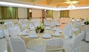 Restaurace v ubytování Hotel Mar y Tierra + 37 fotografií