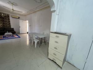 A seating area at استديو بالخوير