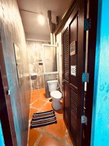 Koupelna v ubytování Baan Nampetch Hostel