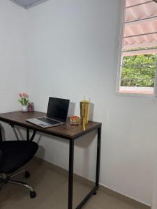 Fotografie z fotogalerie ubytování Oxford House v destinaci Floridablanca