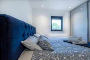 Giường trong phòng chung tại Luxury apartment 33 +35 ảnh