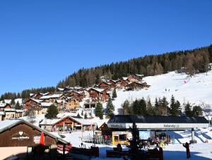 Obiekt Résidence Presles - Bel appartement 3 pièces 7 personnes à Vallandry dans un quartier calme et proche des pistes MAE-2013 zimą