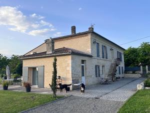 Το κτήριο όπου στεγάζεται  το bed & breakfast