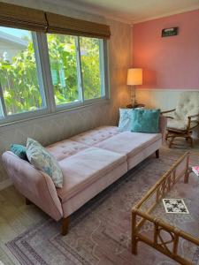 Gallery image of Dog- Friendly Tropical Getaway with a Covered Pool in Port Richey
