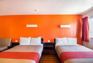 Gallery image of Economy Hotel Kansas City in Blue Springs
