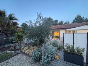 Κήπος έξω από το Le Chai de l'Océan - Villa Soulacaise plage à 100m Piscine Jardin 1400m2