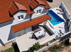 Bazén v ubytování Holiday Home Sea nebo v jeho okolí
