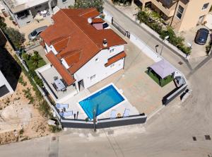 Bazén v ubytování Holiday Home Sea nebo v jeho okolí