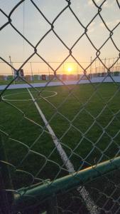 Bình minh/hoàng hôn nhìn từ nhà nghỉ dưỡng  hoặc gần đó