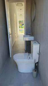 A bathroom at Koukouapartments & Suites