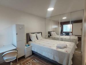 Posteľ alebo postele v izbe v ubytovaní Paris beaugrenelle: charmante résidence