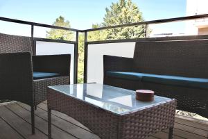 Μπαλκόνι ή βεράντα στο Appartement proche grands axes - parking privé