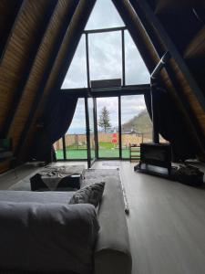 Χώρος καθιστικού στο Anderhana bungalov
