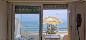 A general sea view or a sea view taken from Az apartmant