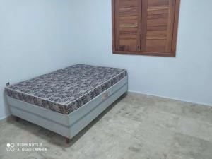 casa irece a 30 km de jussara客房内的一张或多张床位 更多5张照片