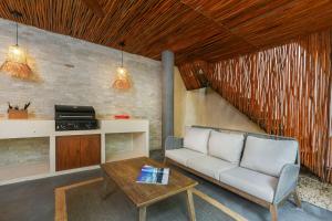 Η κουζίνα ή μικρή κουζίνα στο Boho Chic Apartment & Pool