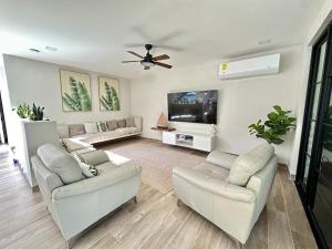 Μια τηλεόραση ή/και κέντρο ψυχαγωγίας στο Wolf Beach House