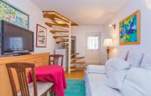 TV a/nebo společenská místnost v ubytování Holiday Home Piccolo Mondo