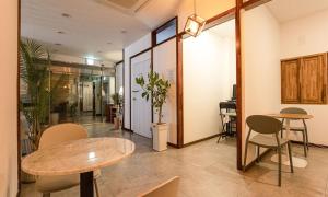 Istumisnurk majutusasutuses Anyang CNC Hotel